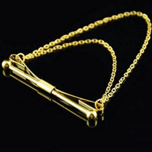 Gold Bar Collar Clip with Layered Chain - Picture 2 of 4